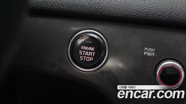 Kia Sportage The Bold Diesel 2.0 2WD Luxury 2019 — фото 17