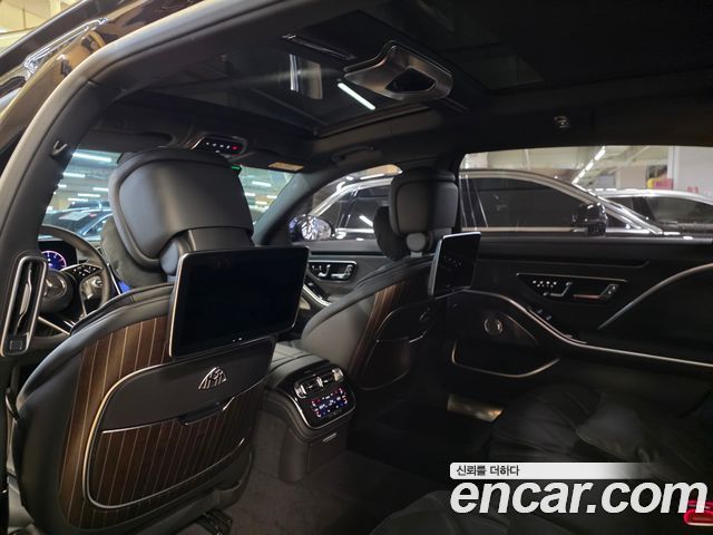 Mercedes-Benz S-Class (W223) Maybach S680 4MATIC 2025 — фото 13