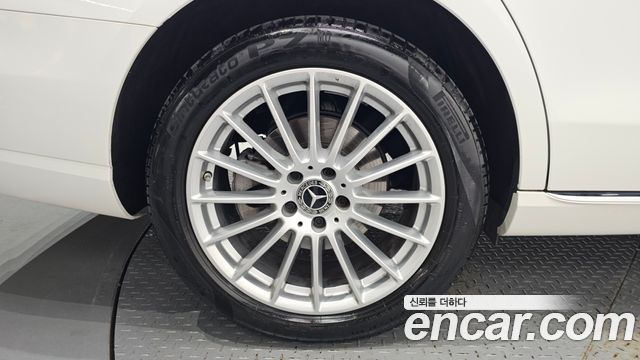Mercedes-Benz E-Class (W213) E250 Exclusive 2023 — фото 21