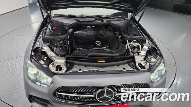 Mercedes-Benz E-Class (W213) E350 4MATIC AMG Line 2022 — фото 6