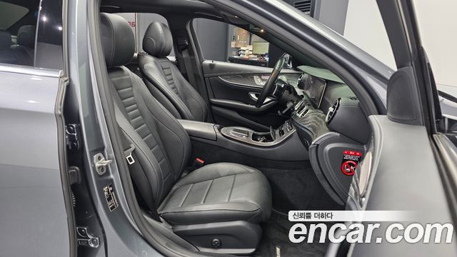 Mercedes-Benz E-Class (W213) E350 4MATIC AMG Line 2022 — фото 15