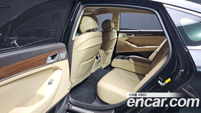 Genesis G80 3.8 GDI AWD Prestige 2018 — фото 12