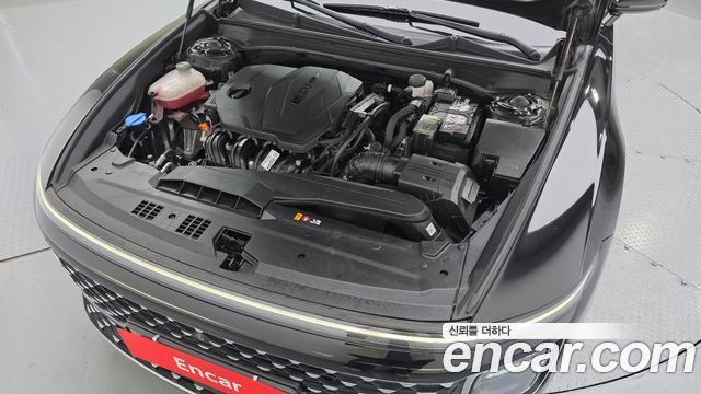 Hyundai Grandeur (GN7) 2,5 Gasoline 2WD Exclusive 2023 — фото 6
