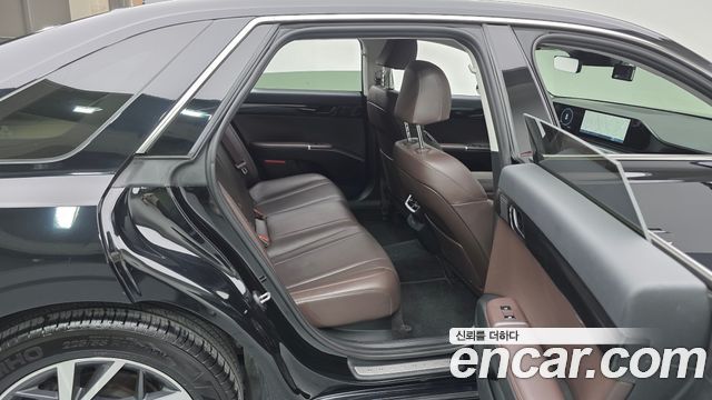 Hyundai Grandeur (GN7) 2,5 Gasoline 2WD Exclusive 2023 — фото 11