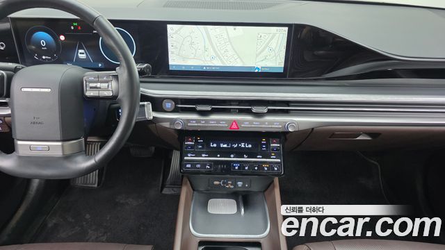 Hyundai Grandeur (GN7) 2,5 Gasoline 2WD Exclusive 2023 — фото 14