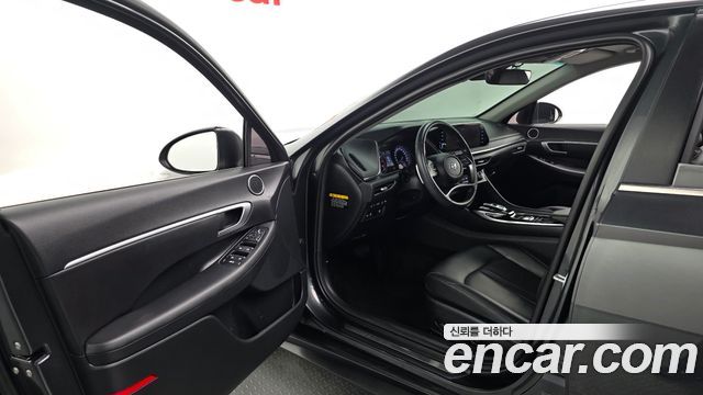 Hyundai Sonata (DN8) 2.0 Premium 2020 — фото 10