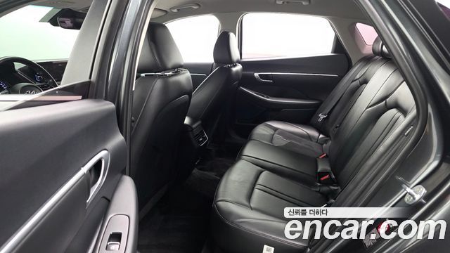 Hyundai Sonata (DN8) 2.0 Premium 2020 — фото 15