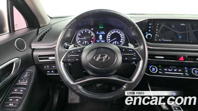 Hyundai Sonata (DN8) 2.0 Premium 2020 — фото 16