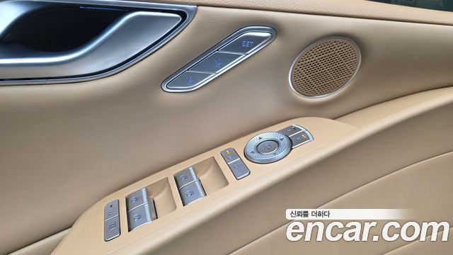 Genesis G80 (RG3) Gasoline 2.5 Turbo AWD 2025 — фото 11