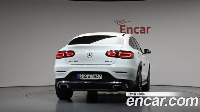 Mercedes-Benz GLC-Class (X253) GLC300 4MATIC Premium Coupe 2021 — фото 4