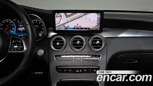 Mercedes-Benz GLC-Class (X253) GLC300 4MATIC Premium Coupe 2021 — фото 14