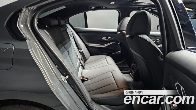 BMW 3 Series (G20) 320i M Sport 2026 — фото 15
