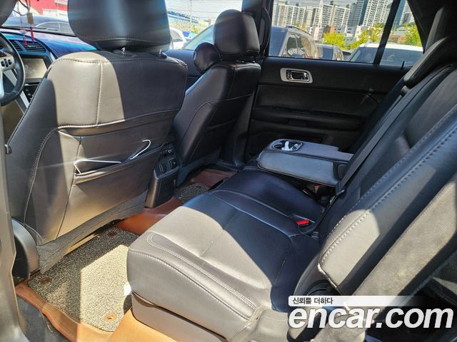 Ford Explorer 3.5 Limited 4WD 5th 2014 — фото 6
