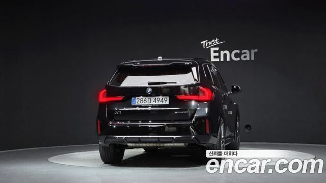 BMW X1 (U11) xDrive 20i M Sport 2025 — фото 4