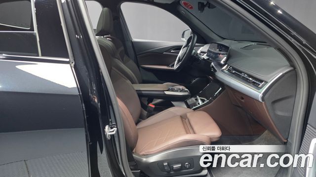 BMW X1 (U11) xDrive 20i M Sport 2025 — фото 11