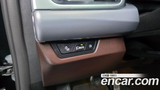BMW X1 (U11) xDrive 20i M Sport 2025 — фото 30