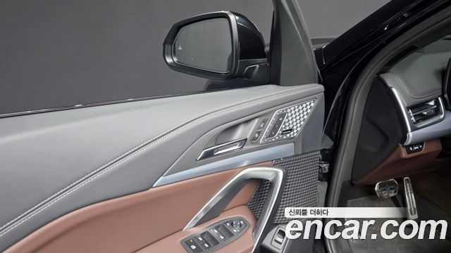 BMW X1 (U11) xDrive 20i M Sport 2025 — фото 31