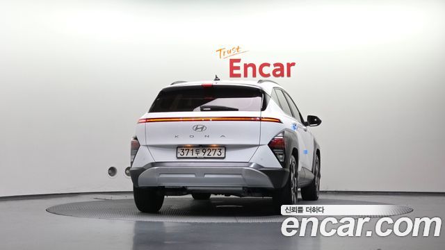 Hyundai Kona Hybrid (SX2) Premium 2023 — фото 4