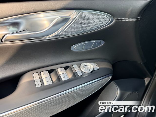 Genesis GV70 2.5T Gasoline 2WD 2022 — фото 22