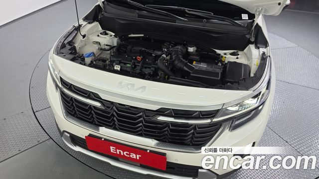 Kia Seltos Gasoline 1.6 Turbo 2WD Signature 2023 — фото 6