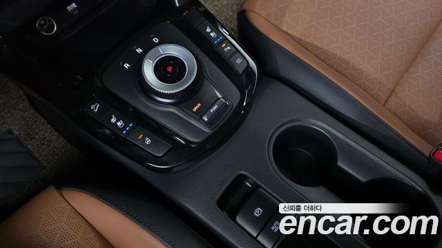 Kia Seltos Gasoline 1.6 Turbo 2WD Signature 2023 — фото 9