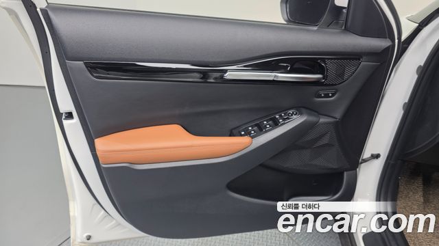 Kia Seltos Gasoline 1.6 Turbo 2WD Signature 2023 — фото 24