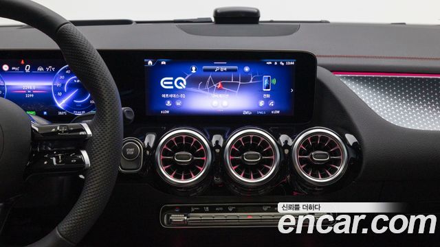 Mercedes-Benz EQA (H243) EQA250 AMG Line 2025 — фото 16