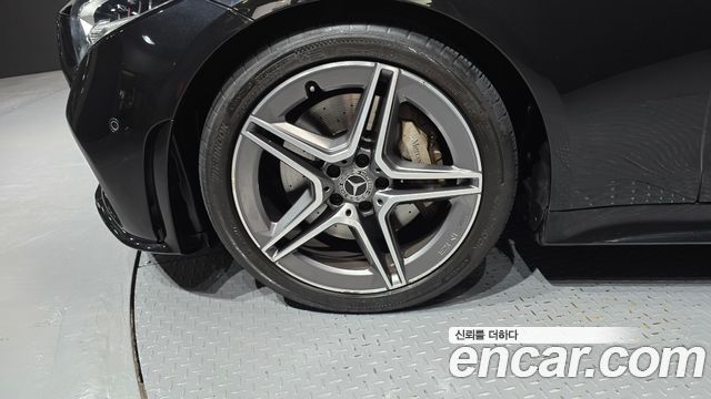 Mercedes-Benz CLS-Class (C257) CLS300d AMG Line 2019 — фото 5