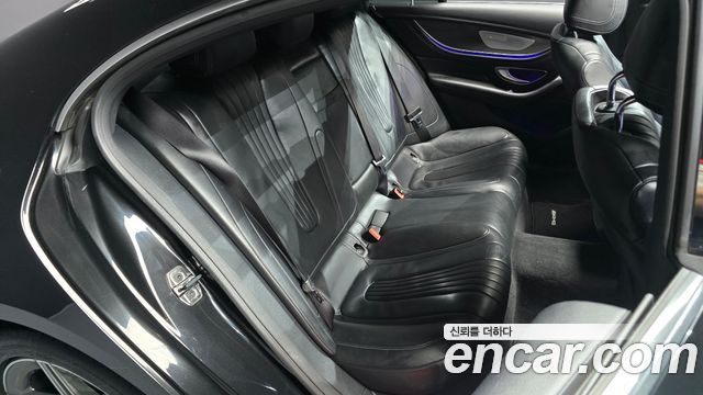 Mercedes-Benz CLS-Class (C257) CLS300d AMG Line 2019 — фото 11