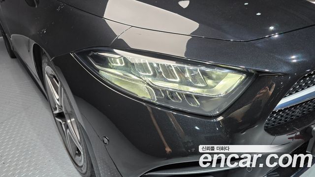 Mercedes-Benz CLS-Class (C257) CLS300d AMG Line 2019 — фото 22