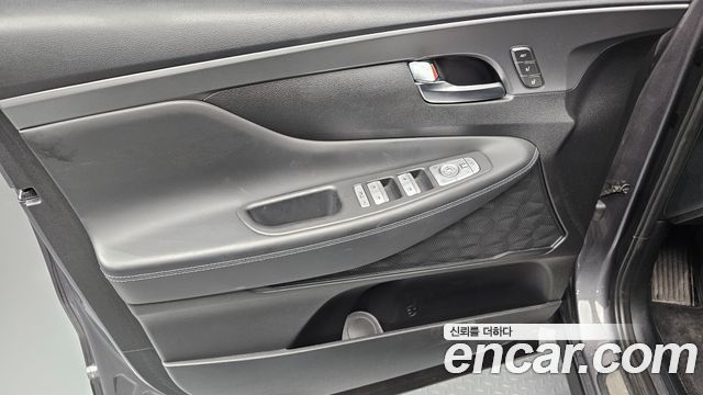 Hyundai Santa Fe Diesel 2.2 2WD Calligraphy 2021 — фото 24