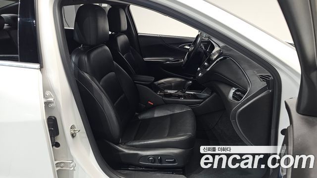 Chevrolet Malibu 2.0 Turbo LTZ Premium 2018 — фото 26