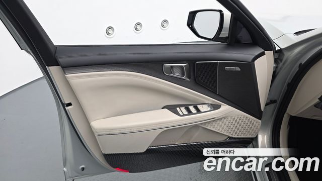 Kia K8 Hybrid Signature 2025 — фото 24