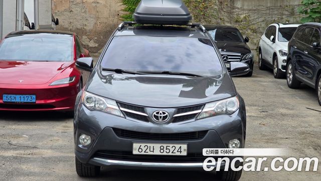 Toyota RAV4 2.5 2WD 4th 2015 — фото 3