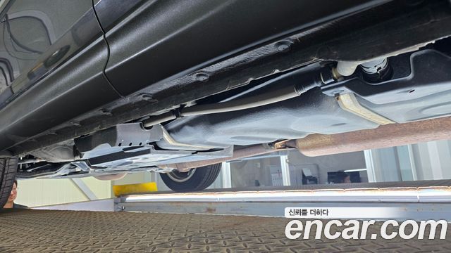 Toyota RAV4 2.5 2WD 4th 2015 — фото 18