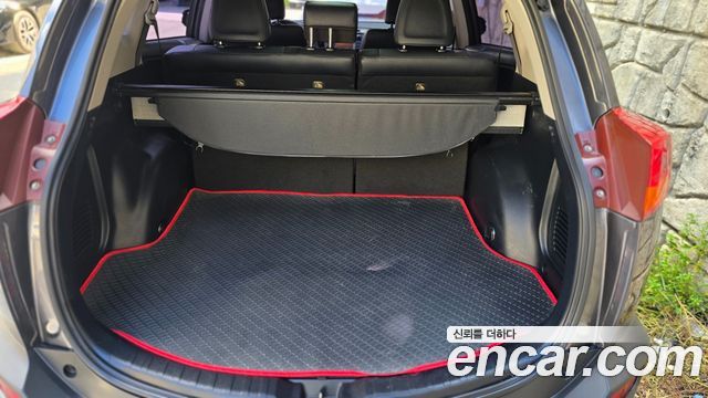 Toyota RAV4 2.5 2WD 4th 2015 — фото 23