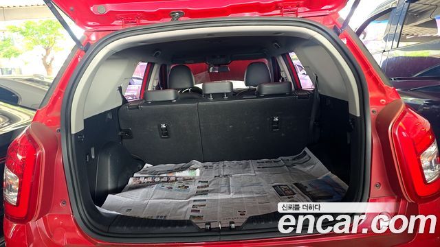KG Mobility (SsangYong) Tivoli Armor Diesel LX 2WD 2018 — фото 12