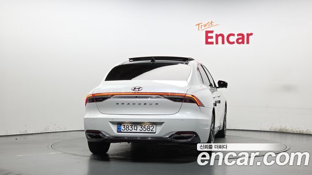 Hyundai Grandeur Hybrid (IG) Le Blanc 2023 — фото 4