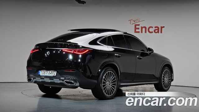Mercedes-Benz GLC-Class (X254) GLC300 4MATIC Coupe 2024 — фото 2