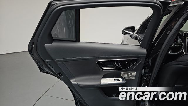 Mercedes-Benz GLC-Class (X254) GLC300 4MATIC Coupe 2024 — фото 25
