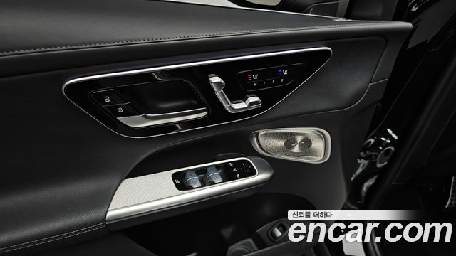 Mercedes-Benz GLC-Class (X254) GLC300 4MATIC Coupe 2024 — фото 28