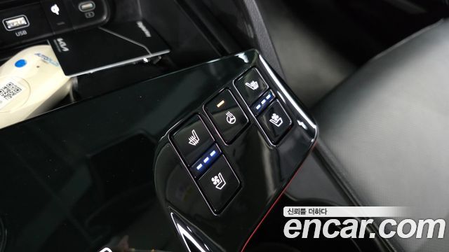 Kia Sportage Hybrid (V) Signature 4WD 2024 — фото 16