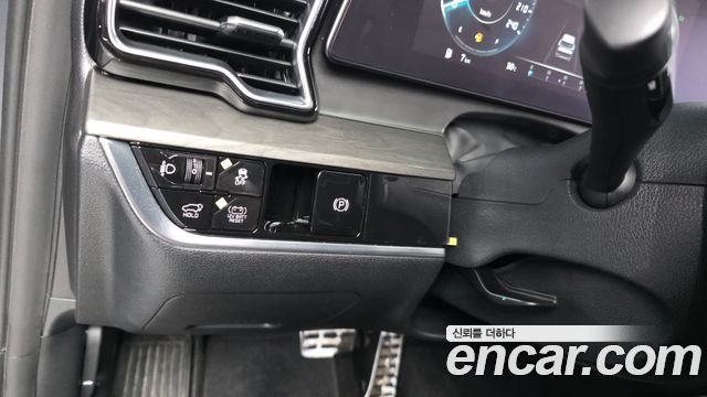 Kia Sportage Hybrid (V) Signature 4WD 2024 — фото 17