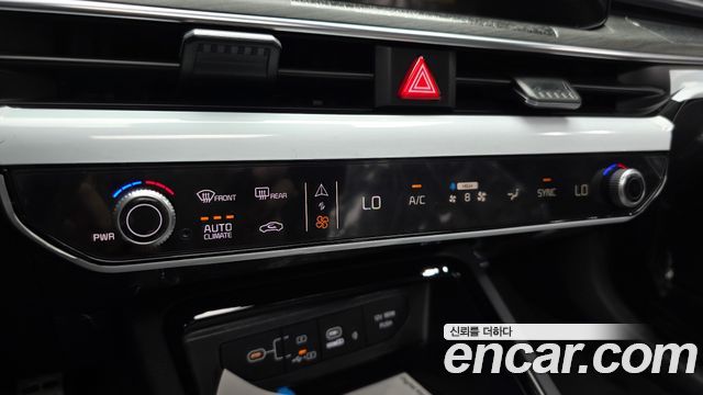 Kia K5 (III) 2.0 Signature 2027 — фото 16