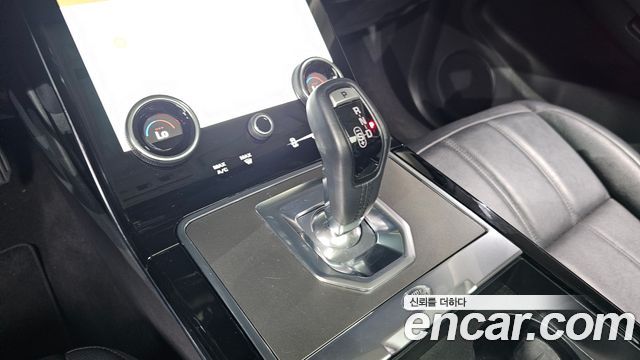Land Rover Range Rover Evoque (II) P250 SE 2022 — фото 9