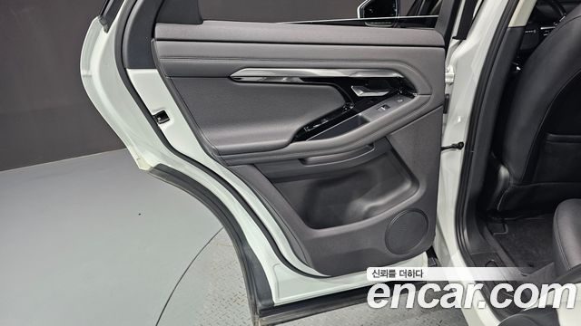 Land Rover Range Rover Evoque (II) P250 SE 2022 — фото 25