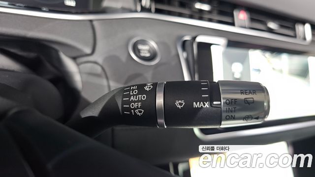 Land Rover Range Rover Evoque (II) P250 SE 2022 — фото 30