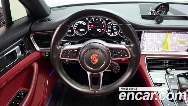 Porsche Panamera (971) 2.9 4S 2018 — фото 17