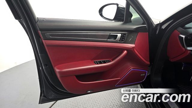 Porsche Panamera (971) 2.9 4S 2018 — фото 30