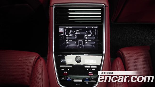 Porsche Panamera (971) 2.9 4S 2018 — фото 38